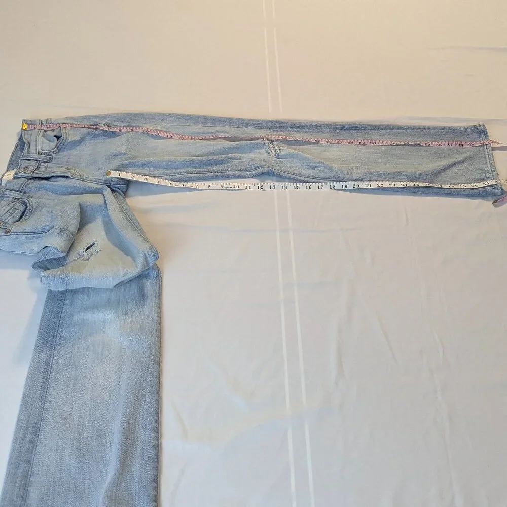 7 For All Mankind Original Bootcut Light Wash Size 26 *Stain? - Picture 14 of 16